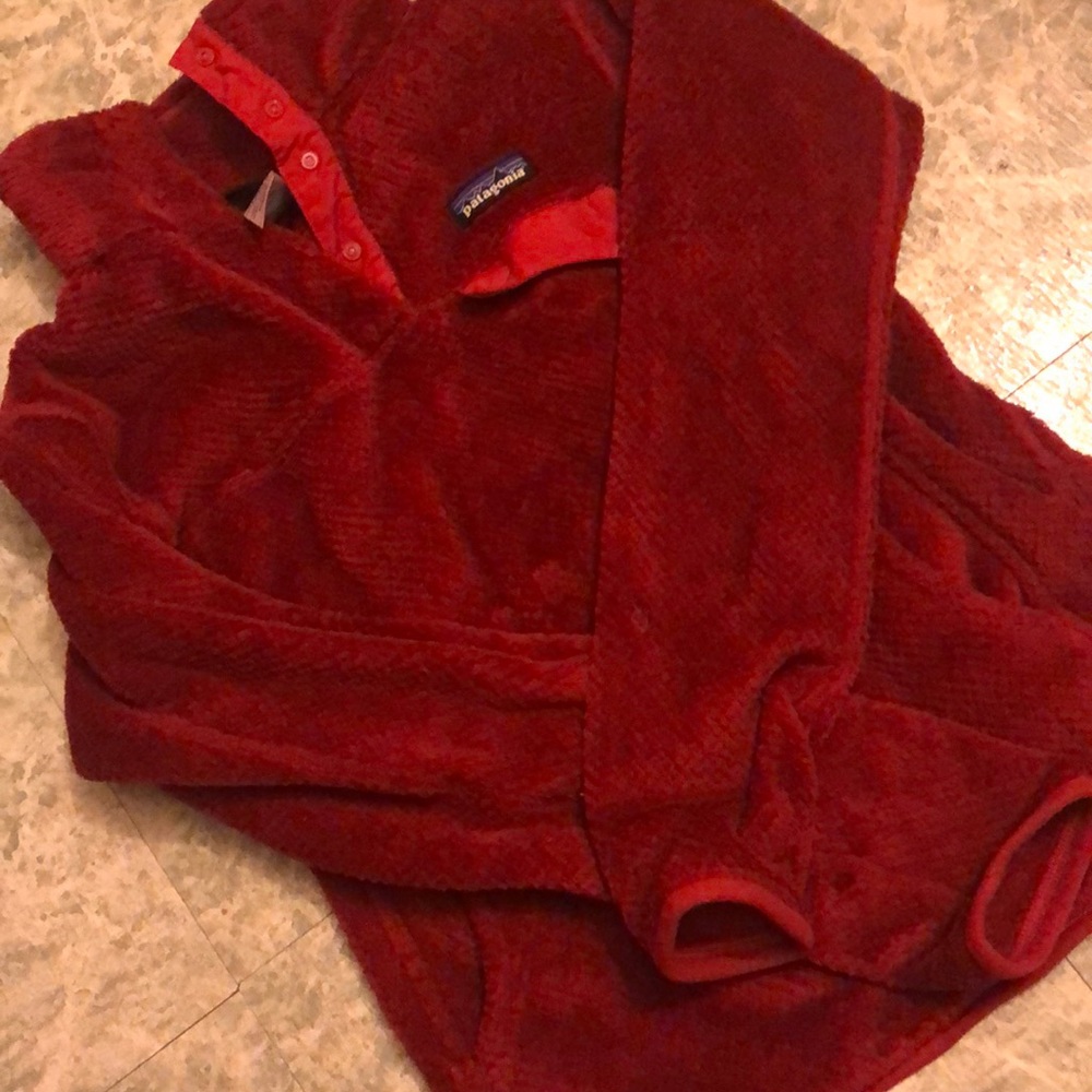 Patagonia 4 button pullover sweater